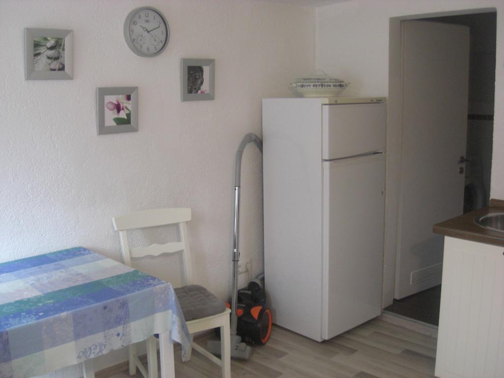 Unterkunft Fuer Arbeiter Und Monteure Gräfrath Chambre photo